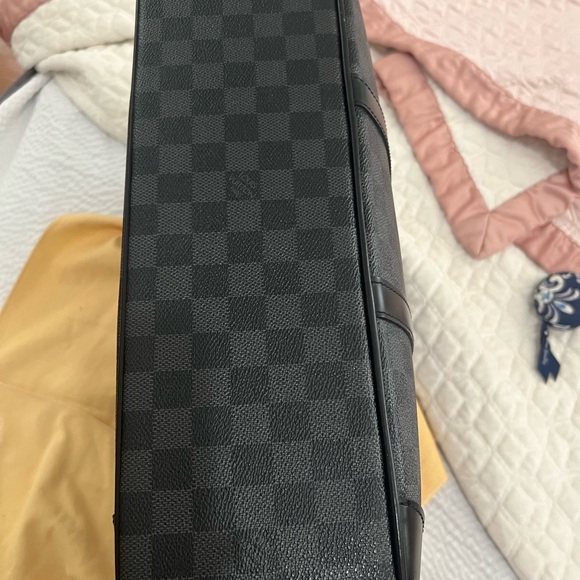 Louis Vuitton Damier briefcase like new - Picture 13 of 16